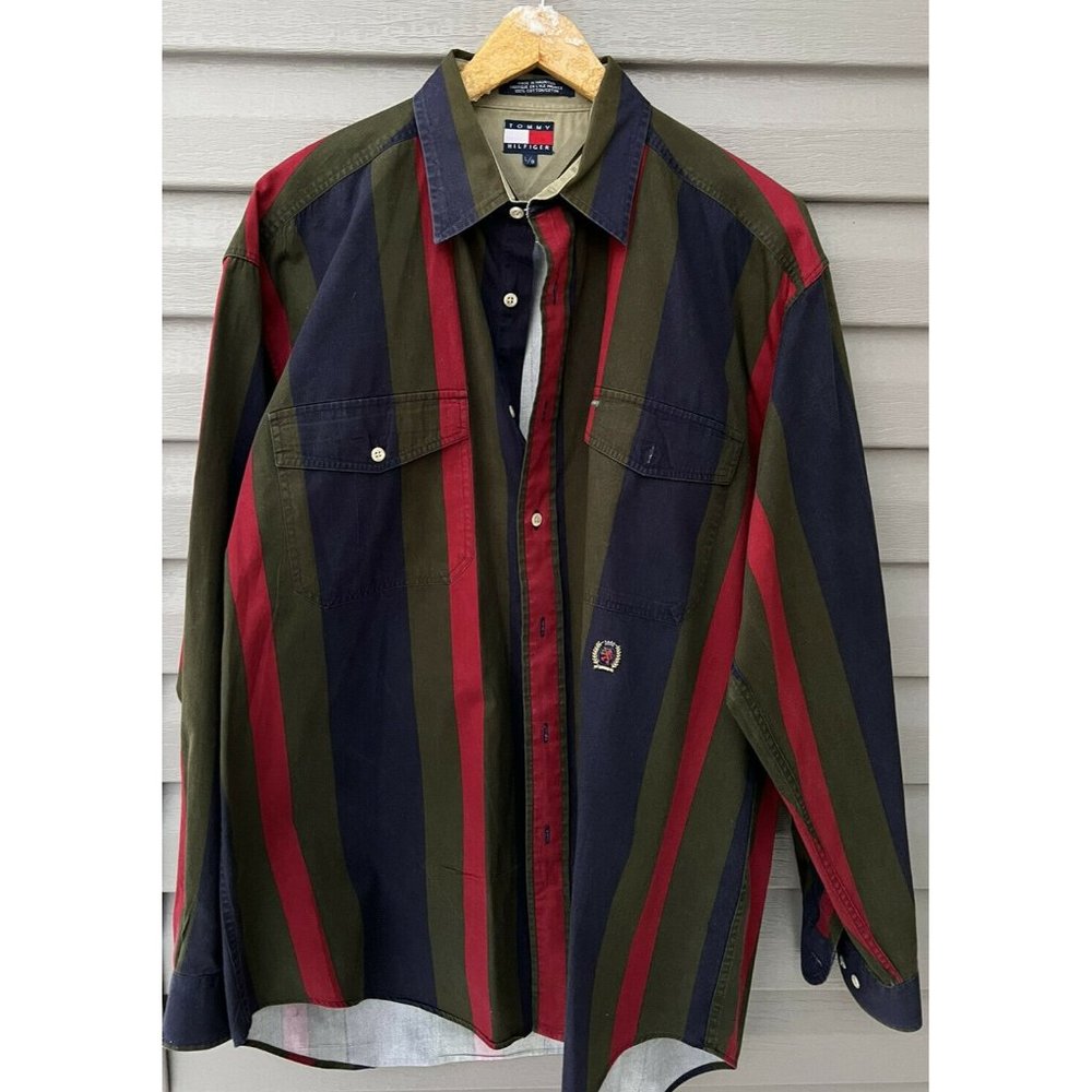 VINTAGE Tommy Hilfiger Men's Large Vertical Striped Color Block Shirt Crest